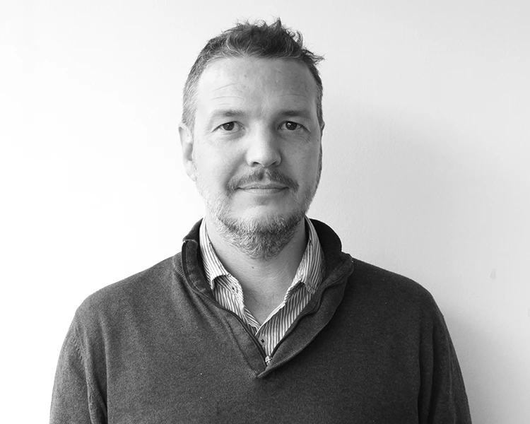 PIERRE_Portfolio & CV_BW